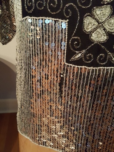 Sequined Blouse JLB, Lady's Silver w/ Black Squares Sz L Made in India Silk - Picture 3 of 12