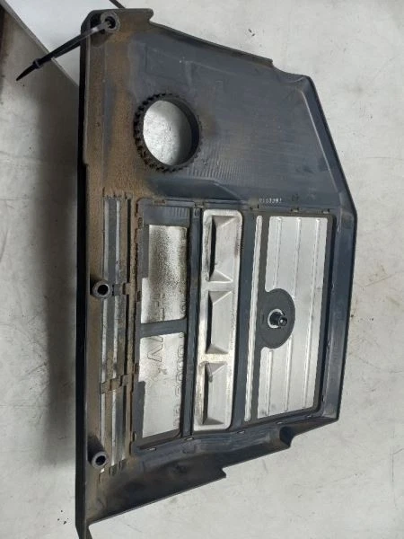 Toyota Highlander 2001 3,0 L 6 cilindros cubierta del motor  Foto 4 de 4