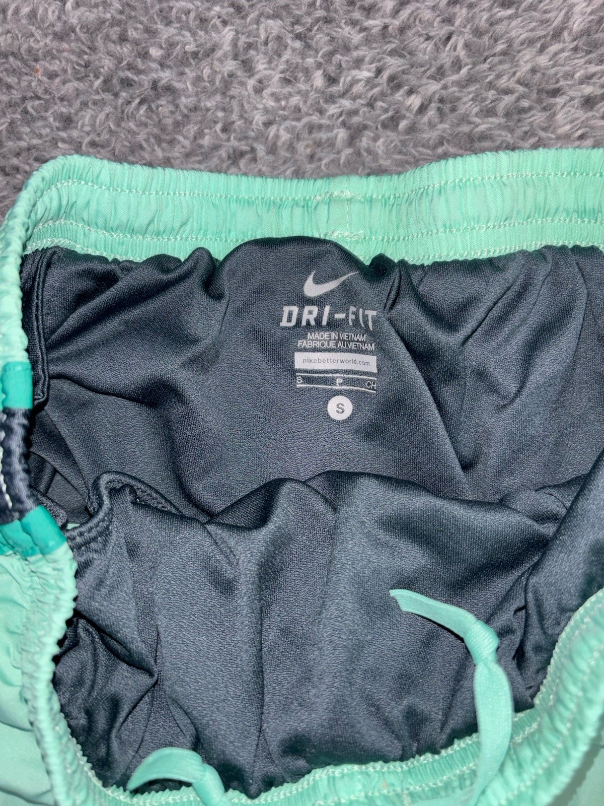 Women’s Nike Dri Fit Green Running Shorts Size Small Brief Lined Drawstring thumbnail 2