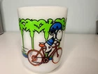 Vintage 1958 Anchor Hocking Pedal Power Snoopy Milk Glass Mug Cup Peanuts