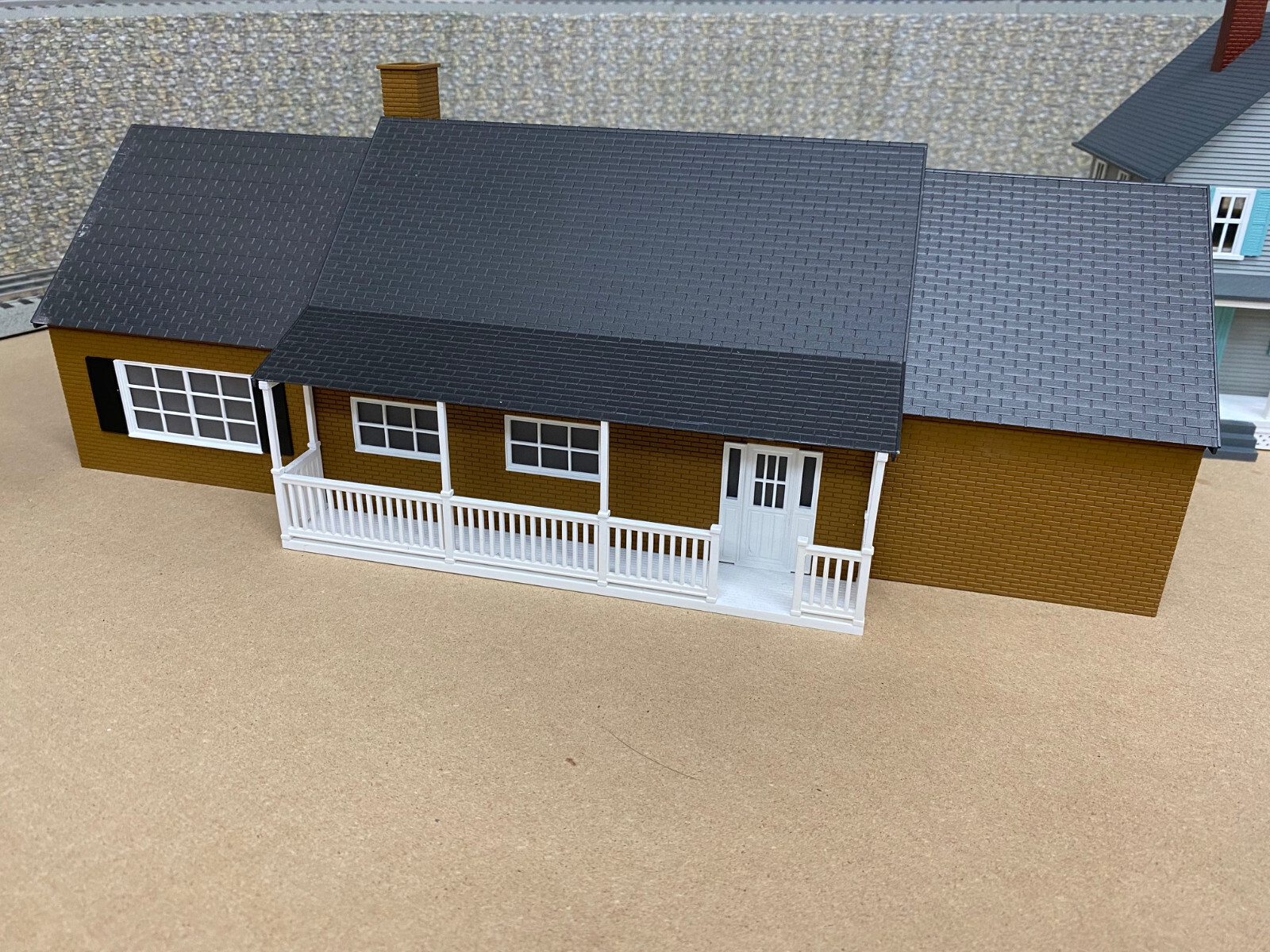 Lot of SIX Lionel OScale Houses, Exc Condition, No Boxes, Some with