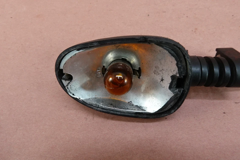 Luz intermitente intermitente trasera derecha Triumph Daytona 675 2006-2008 Foto 2 de 4