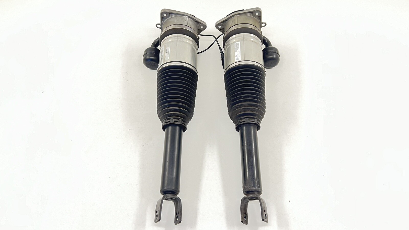 13-18 BENTLEY FLYING SPUR LEFT AND RIGHT REAR AIR SHOCK ABSORBER SUSPENSION OEM