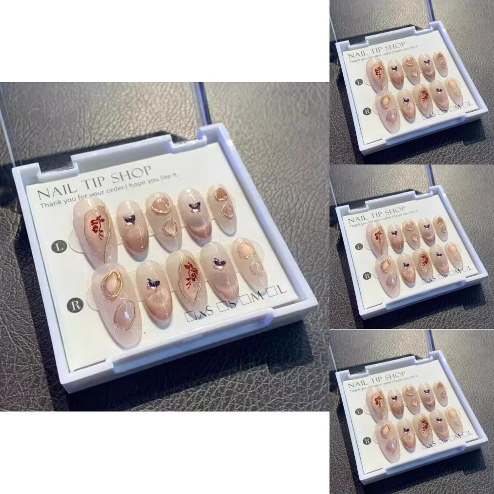 Handmade Nail Art Flower With Gold Thread For White And Elegant Hands ...