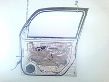 Porte arrière et accessoires Daihatsu TREVIS