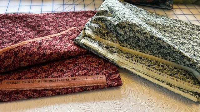 Tela acolchada de dedales de 3,75 yardas bellotas verde otoño gloria huerto impresiones Foto 3 de 3