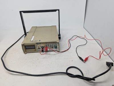 Fluke 8012A Digital Multimeter Bench Meter w/ Leads  (F9)