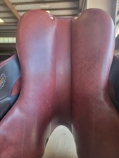 Sandales à brides larges en cuir marron foncé | WASH