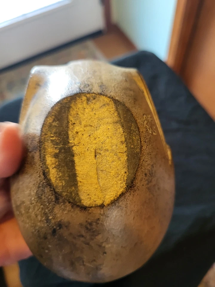 ESCULTURA JAPONESA DE HIERRO FUNDIDO DE COLECCIÓN GALLINA BELLAS ARTES DECORATIVAS JAPÓN SIGLO XX. Foto 4 de 4