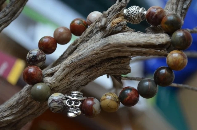 Picasso Vibración Jaspe Calavera con Sombrero PLATEADO Cuentas Pulsera Impermanencia Foto 3 de 3
