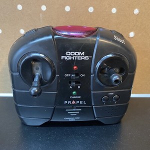 Propel Doom Fighters Remote Control 852.9075.4287- F07B01D09/2014 - Used - Works
