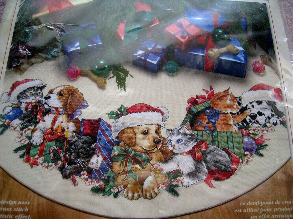 theredthread S cat skirt Sサイズ Christmas Dimensions Counted Cross Tree Skirt KIT,FRISKY