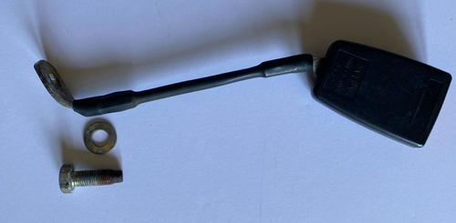 Seat Belt Receiver. CENTER REAR. Fits Saab 900 1990-93 - Picture 3 of 5