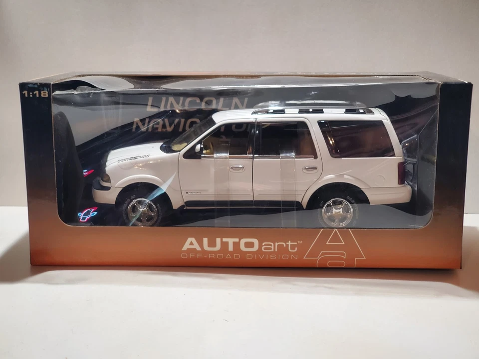 AutoArt 1999 2000 2001 Lincoln Navigator 1:18 Diecast Modelo SUV Todoterreno 72761 Foto 2 de 4