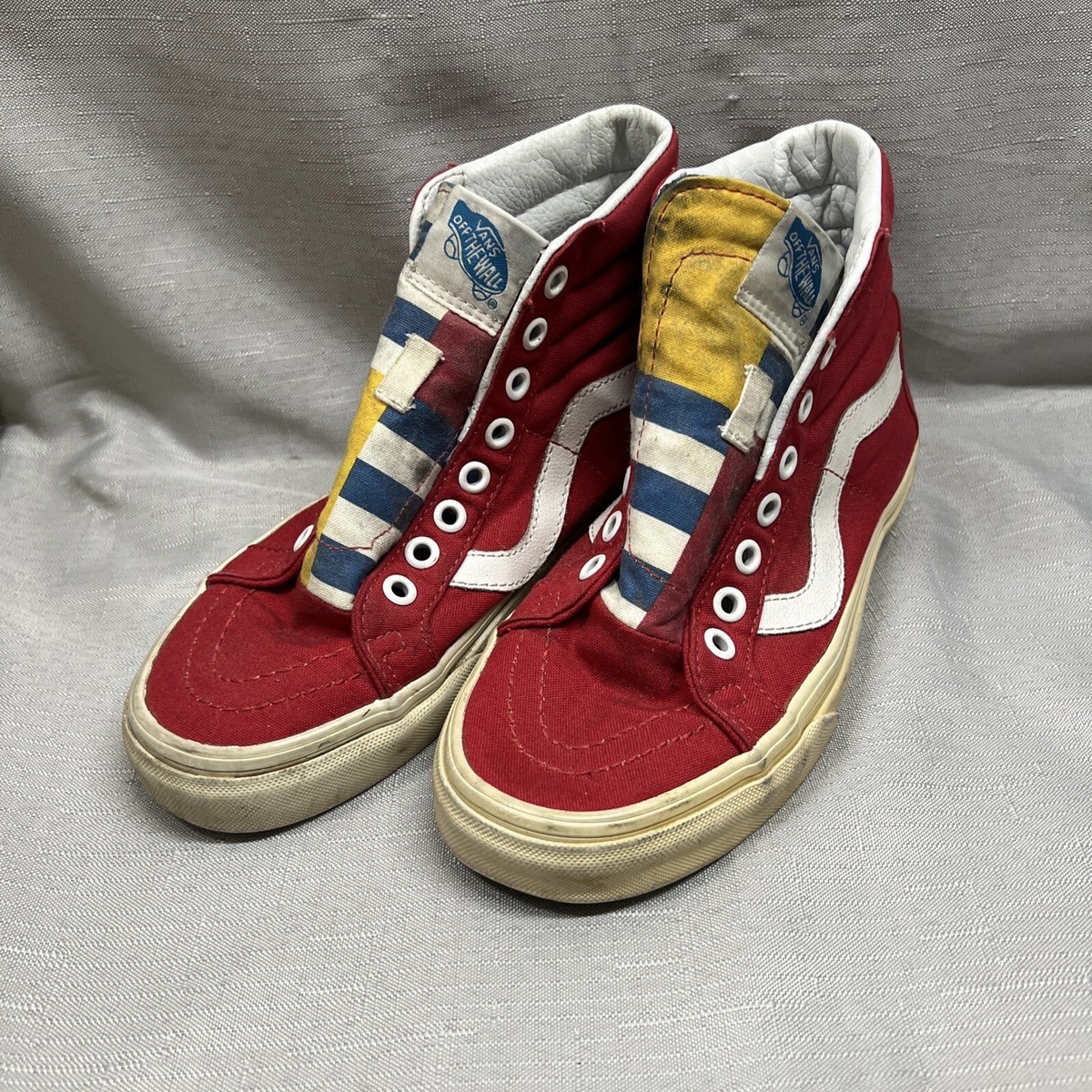 Mens Size 5.5 Women's Size 4 - VANS High-top 1966 Skate Shoe