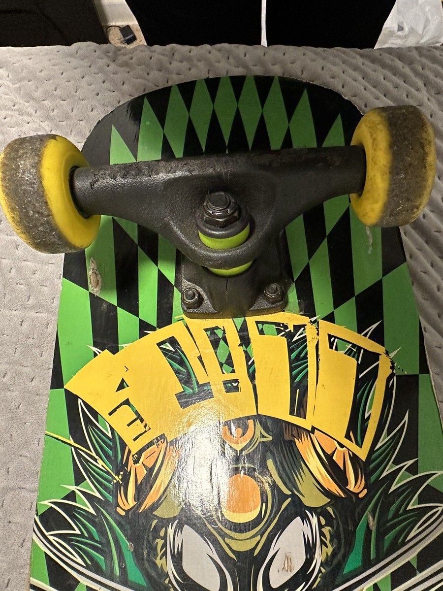 スケートボード Sattelite Skateboard 31\