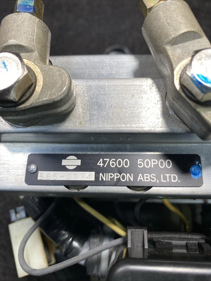 1994-1996 Nissan 300ZX 3.0L ABS Anti Lock Brake Pump OEM 4760050P00 - Image 3 of 4