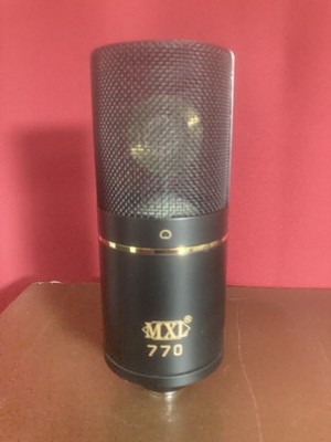 MXL 770 Condenser Microphone w/ Shockmount - Never Used + Free Microphone Cable