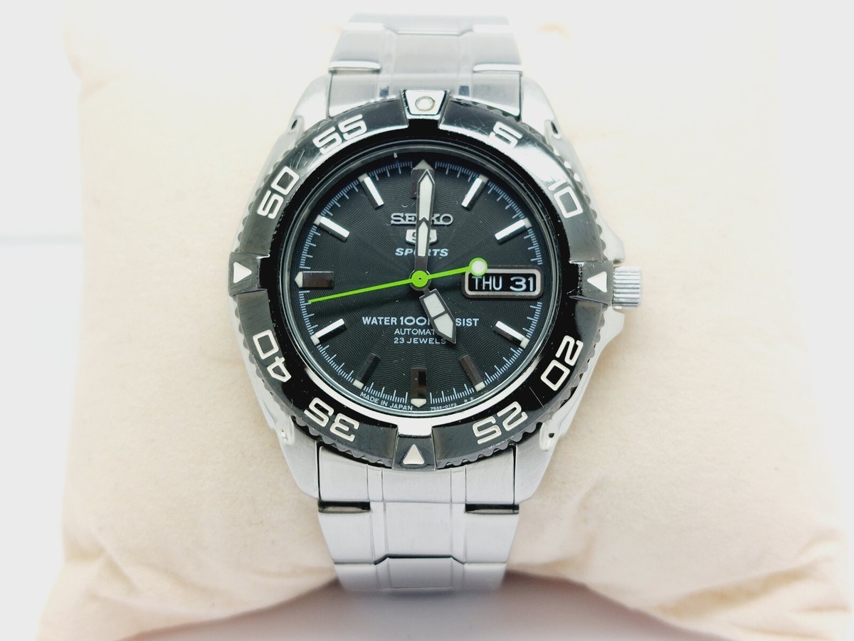 Vintage Seiko 5 Sports Automatic Men's Watch Day-Date 7S36-00Y0