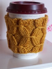 Handgestrickte Kaffeetasse gemütliche Ärmel...