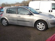 RENAULT MEGAN PETROL AND DESIEL 2004 WHEEL STUD BREAKING 