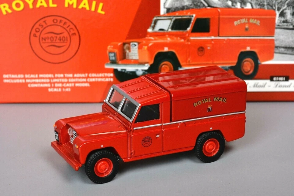 Corgi 07401 Royal Mail Land Rover LWB Pick-Up - Image 2 of 4