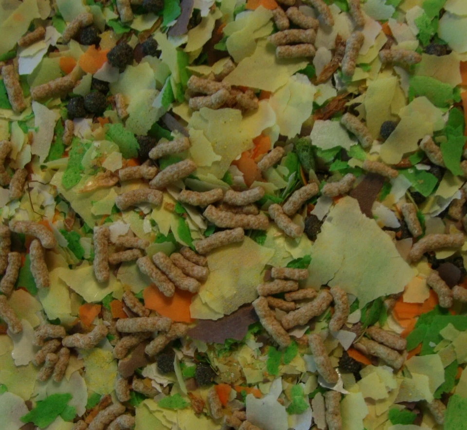 Teichflocken Sticks Pellets Mix Gartenteichmix Fischfutter 10 L (1,3 kg) Beutel