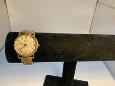 Vintage Bulova Accutron Quartz movement Mens Watch 10k RGF Gold N9 Works New Bat