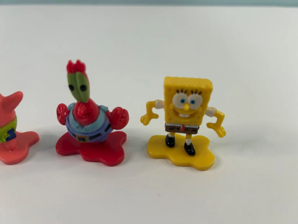 SpongeBob SquarePants The Game of Life Board Game 2005 3 Replacement Characters - Image 4 of 4