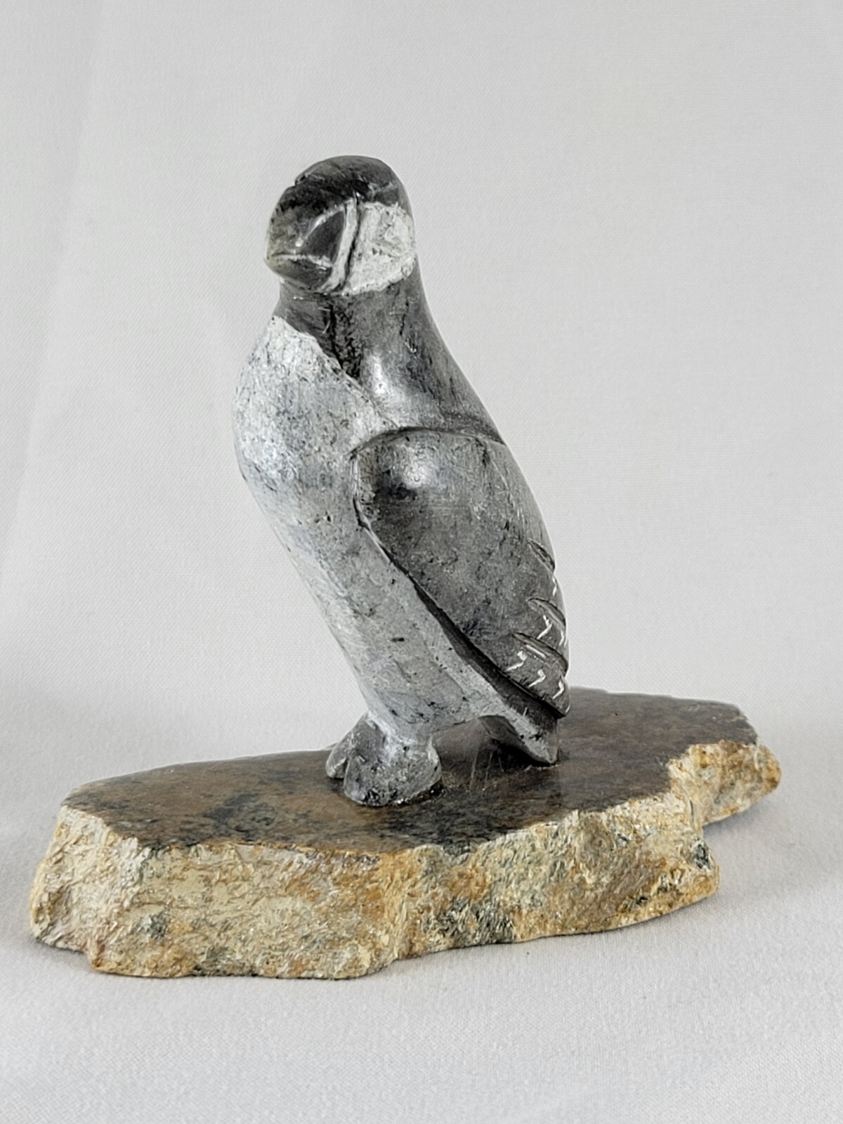 INUPIAQ INUIT ESKIMO BEN SACLAMANA KING ISLAND ALASKA CARVED SOAPSTONE