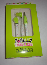 NEW, TOTALLY TANGLELESS EARBUDS  PLUG TYPE: 3.5mm STERIO JACK, FLAT FLEXY CORD