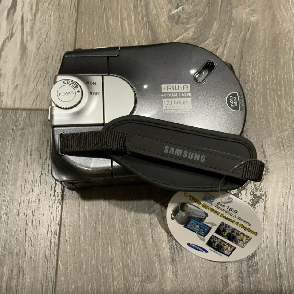 Samsung SC-DC164 Camcorder (Never Used - New) - Image 3 of 4