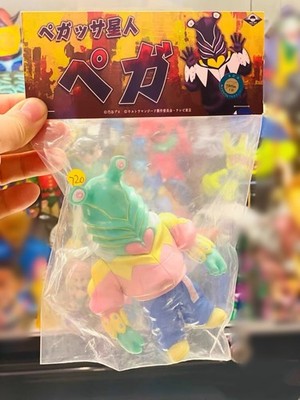 Max Toy Monster Ultralman Mini Alien Pegassa Macaron Colorful Ver Sofubi Figure