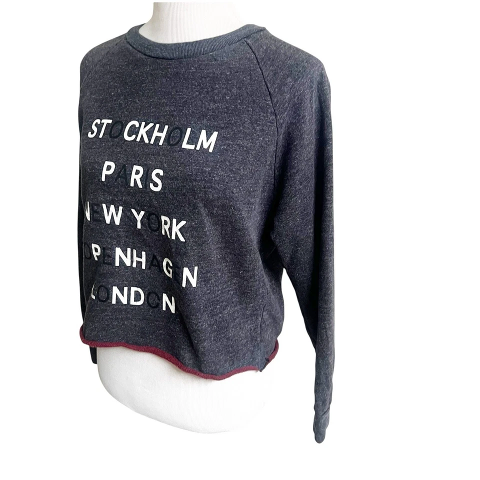 Suéter Madewell Tourguide Cuello Redondo Big City Names Azul Marino Martin Forrado Talla Pequeña Foto 2 de 4