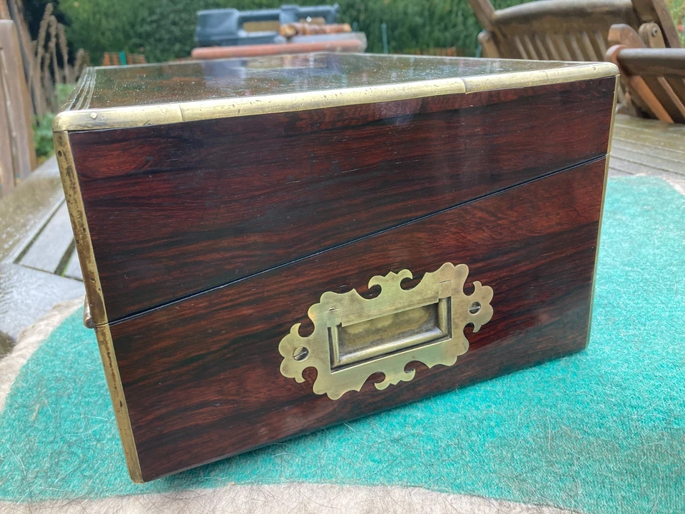 STUNNING ANTIQUE ROSEWOOD BRASS EDGED/LINED SLOPE s/drawers key superb handles - Image 4 of 4