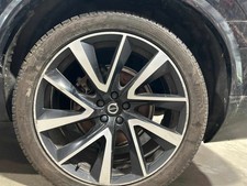 2018-2023 Volvo XC90 OEM Rim Factory Wheel 21" x 9 5 V Spoke Scuffs Black Accent