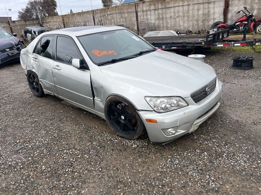 GUANTERA 2001 LEXUS IS300 Foto 3 de 4