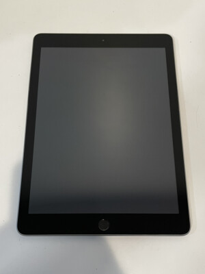 Apple iPad (6th Generation) - 32GB - Wi-Fi, 9.7in - Space Gray