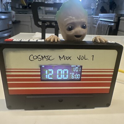 GUARDIANS OF THE GALAXY - Groot - Réveil Gardiens de la Galaxie, Les