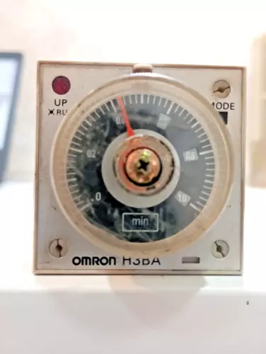 Omron H3BA Timer Module 24 VDC,11 PIN, 5A 250 VAC