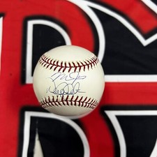 Mike Trout Rookie Cards Checklist and Autographed Memorabilia Guide 46