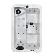 Hot Tub Hot Tub Deluxe 2 Pre-Loved