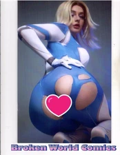 Power Hour #3 Daria Hime Booty F.F. Susan Storm Cosplay Virgin Variant NM-