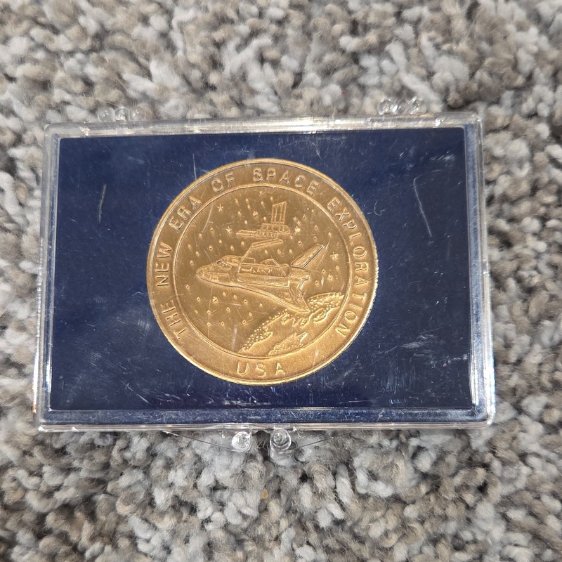 Space Shuttle Exploration Coin Mission Commemorative Astronauts & Space Travel