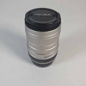 Sigma Zoom 100-300mm 1:4.5-6.7 DL Zoom Lens for SA/KPR Mount