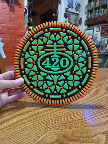 Psychedelic 420 Oreo Cookie 3-D Print Neon Colors Super Cool 😎 And Awesome 🍃