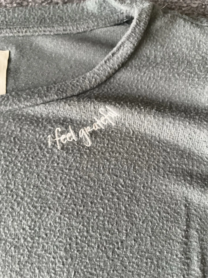 Suéter para mujer Peace Love World talla XL verde menta Foto 3 de 4