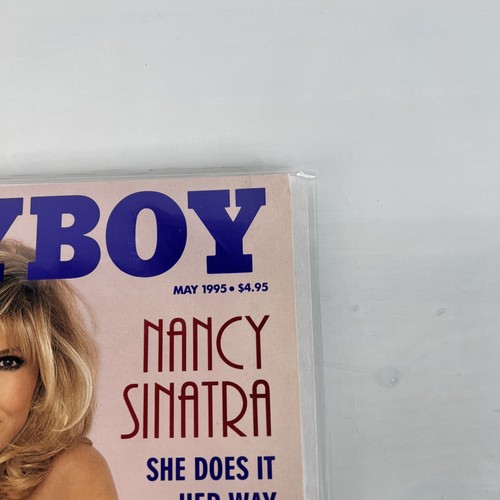 Playboy May 1995 PlaymateCynthia Gwyn Brown, Nancy Sinatra, David Hassselhoff - Picture 4 of 7
