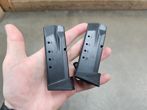 (2) USED Smith & Wesson M&P-40 Compact .40 S&W 10-Round Magazines | SKU: 19455