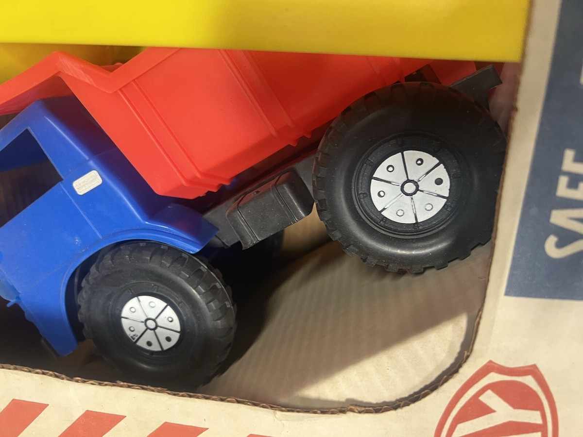 Vintage Gay Toys Inc. Big Builder construction set New in